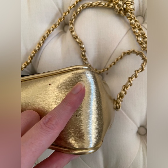 Vintage 80’s Black & Gold Purse - Picture 8 of 9